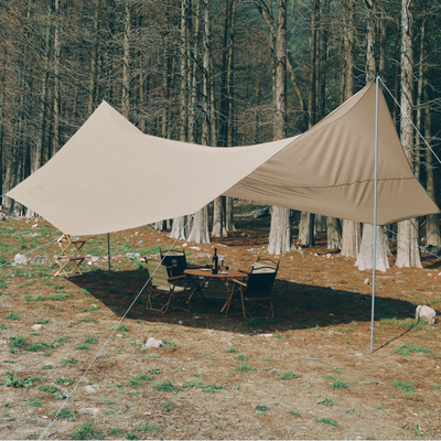 La spiaggia di campeggio del tubo del ferro del poliestere della tenda 210T di Sun di pop-up espone al sole la tenda di riparo